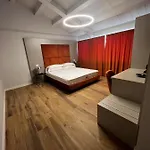 C House 4*
