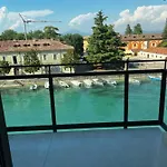 C House 4*