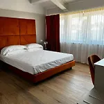 C House 4* Peschiera del Garda