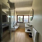 Bed & Breakfast C House