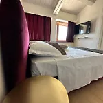 C House 4* Peschiera del Garda