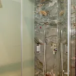 C House 4*