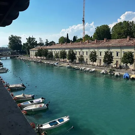 Bed & Breakfast C House Peschiera del Garda