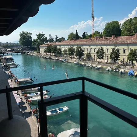 Alojamento de Acomodação e Pequeno-almoço C House Peschiera del Garda