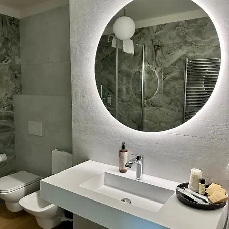 C House Peschiera del Garda