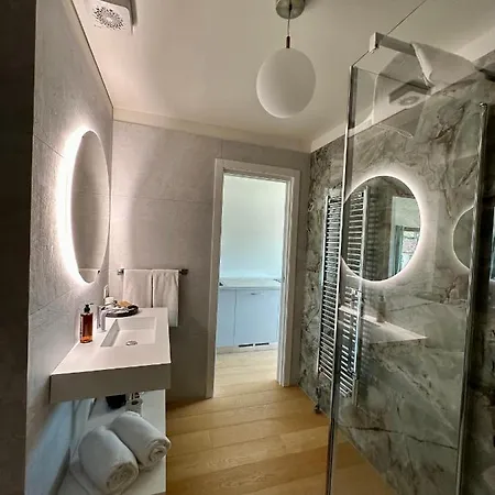 C House Peschiera del Garda