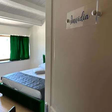 Bed & Breakfast C House *