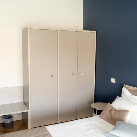 C House * Peschiera del Garda