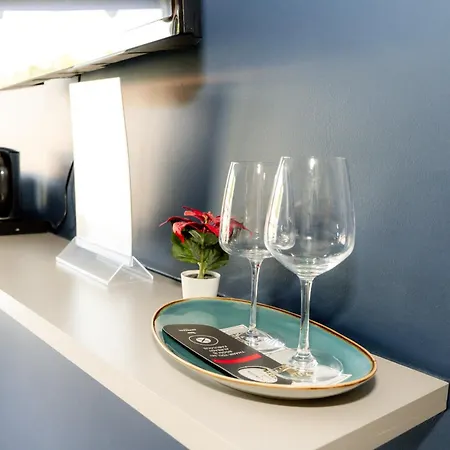 C House Alojamento de Acomodação e Pequeno-almoço Peschiera del Garda